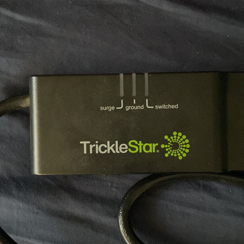 NEW! TrickleStar Advanced Powerstrip - Picture 2 of 6
